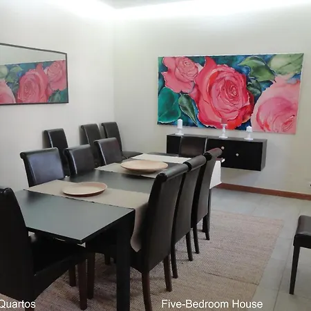 First Balcony - Сasa de vacaciones