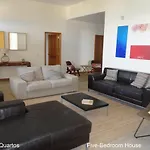 First Balcony - Casa de Férias *