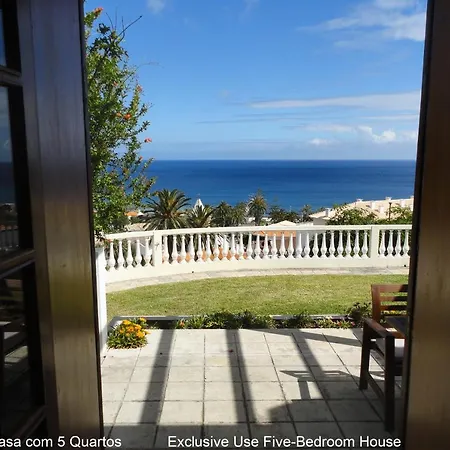 First Balcony - Holiday home *