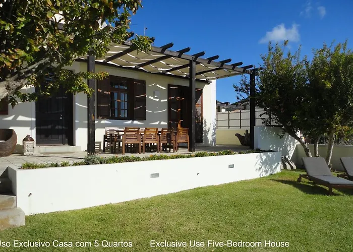 First Balcony - Casa de Férias